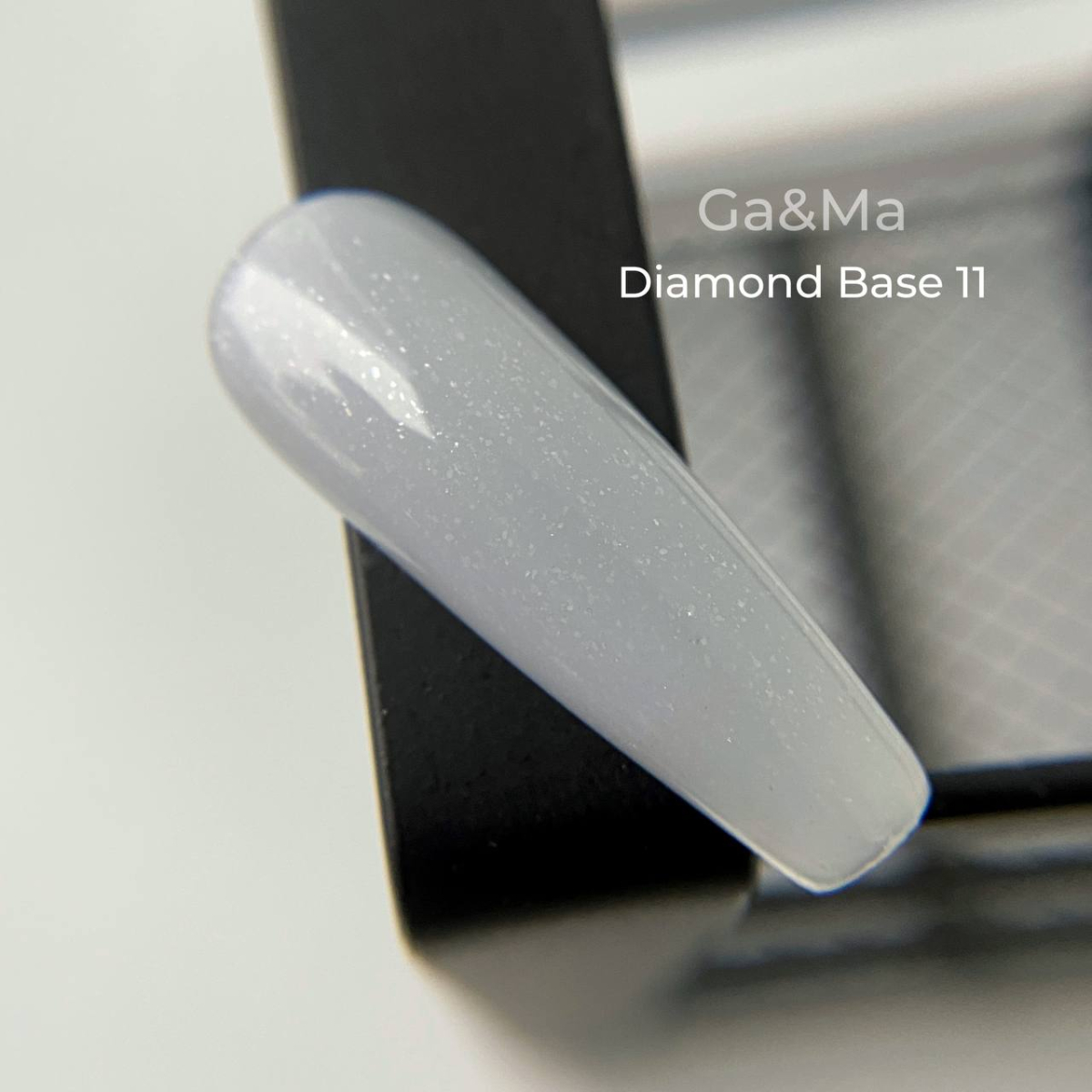 Cover base Diamond 011 Ga&Ma  / Камуфлююча база Даймонд 011