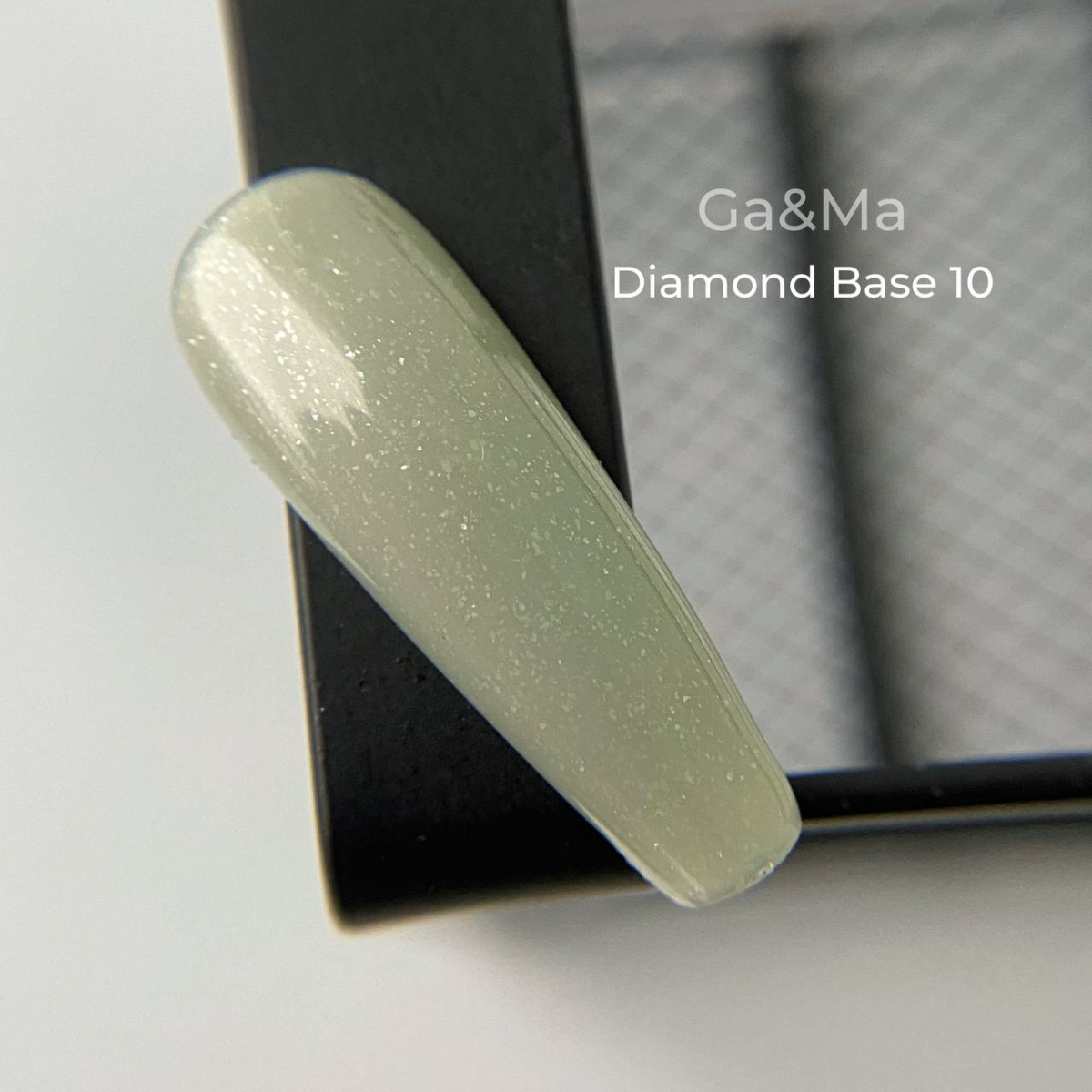 Cover base Diamond 010 Ga&Ma / Камуфлююча база Даймонд 010